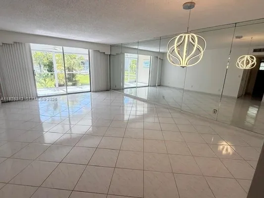 Property Slideshow image 3 of 58 | 1025 se 4th ave 101, Dania Beach, FL, 33004