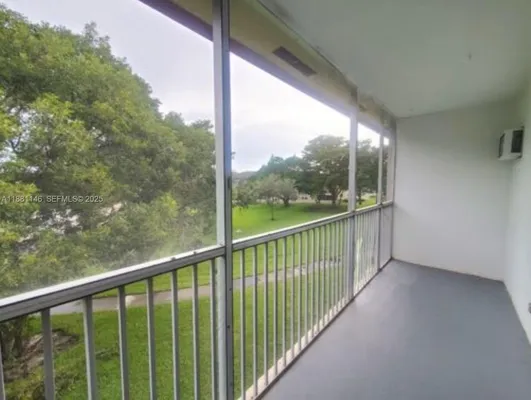 Property Slideshow image 2 of 11 | 13300 sw 1st 309o 309o, Pembroke Pines, FL, 33027