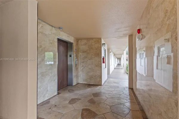 Property Slideshow image 3 of 25 | 1251 sw 125th ave 211t, Pembroke Pines, FL, 33027