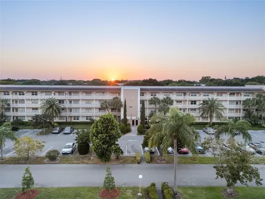 Property Slideshow image 2 of 19 | 2202 lucaya bnd l3, Coconut Creek, FL, 33066