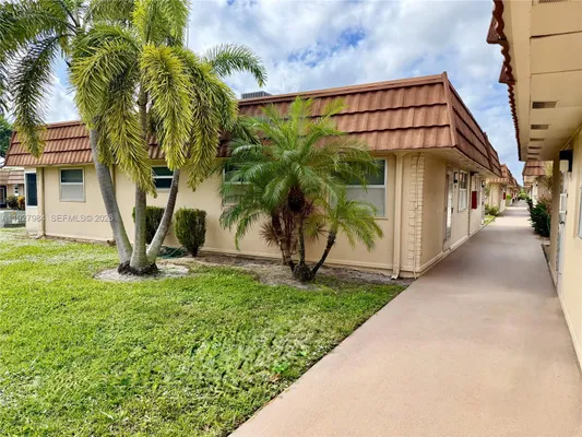 Property Slideshow image 2 of 35 | 293 seville m 293 293, Delray Beach, FL, 33446