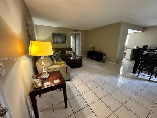 Property Slideshow image 3 of 35 | 251 sw 134th way 314m, Pembroke Pines, FL, 33027