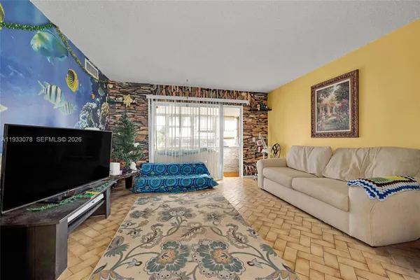 Property Slideshow image 3 of 30 | 12027 greenway cir 206, Royal Palm Beach, FL, 33411