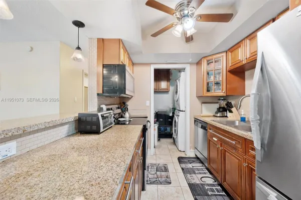 Property Slideshow image 2 of 19 | 4714 nw 50th ct, Tamarac, FL, 33319