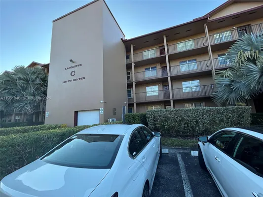 Property Slideshow image 3 of 43 | 100 sw 130th ter 109c, Pembroke Pines, FL, 33027
