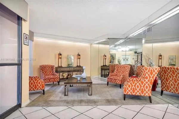 Property Slideshow image 3 of 27 | 1300 saint charles pl l22, Pembroke Pines, FL, 33026