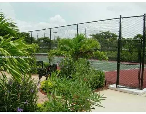Property Slideshow image 3 of 16 | 7610 westwood dr 120, Tamarac, FL, 33321