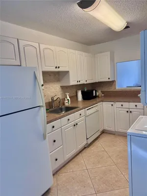 Property Slideshow image 3 of 11 | 8838 bella vista dr, Boca Raton, FL, 33433