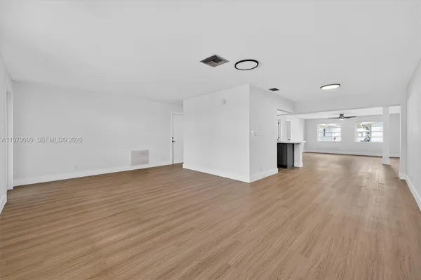 Property Slideshow image 3 of 26 | 8941 nw 13th st, Plantation, FL, 33322