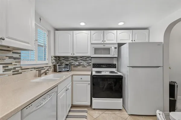 Property Slideshow image 2 of 35 | 6650 royal palm blvd 207c, Margate, FL, 33063