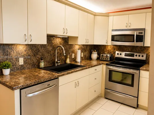 Property Slideshow image 2 of 23 | 2504 antigua ter f4, Coconut Creek, FL, 33066