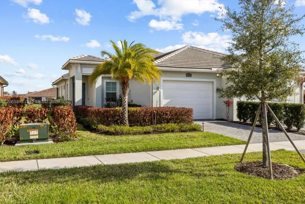 Property Slideshow image 3 of 37 | 27033 sw viterbo way, Port St. Lucie, FL, 34986