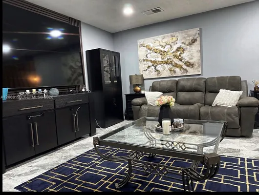 Property Slideshow image 3 of 12 | 49 stratford ln 49d, Boynton Beach, FL, 33436
