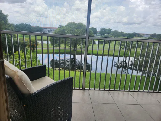 Property Slideshow image 2 of 17 | 750 sw 133rd ter 403c, Pembroke Pines, FL, 33027