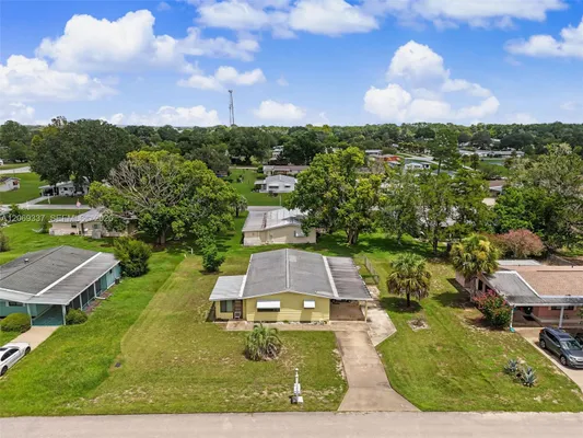 Property Slideshow image 3 of 35 | 8935 sw 104th pl, Ocala, FL, 34481