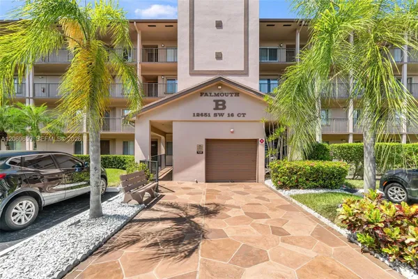 Property Slideshow image 2 of 31 | 12651 sw 16th ct 304b, Pembroke Pines, FL, 33027