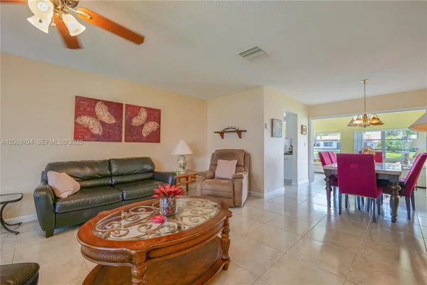 Property Slideshow image 2 of 32 | 4712 nw 47th ter, Tamarac, FL, 33319