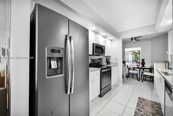Property Slideshow image 3 of 17 | 12750 sw 15th st 204d, Pembroke Pines, FL, 33027