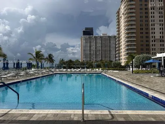 Property Slideshow image 2 of 10 | 1904 s ocean dr 1107, Hallandale Beach, FL, 33009
