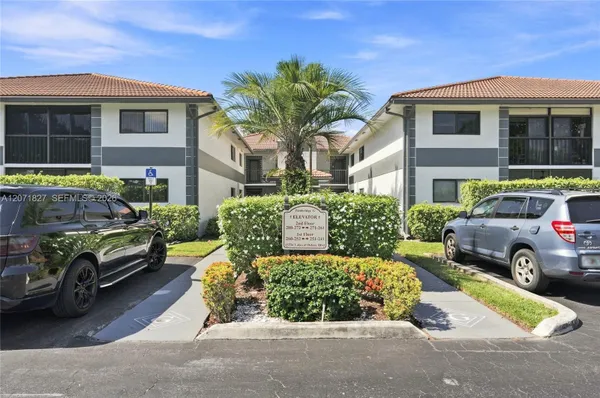 Property Slideshow image 2 of 36 | 15234 lakes of delray blvd 250, Delray Beach, FL, 33484