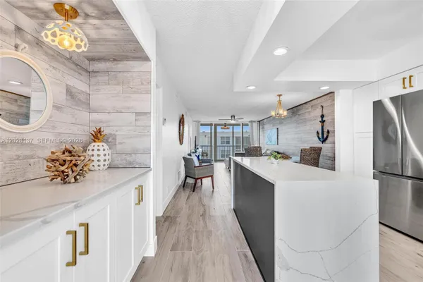 Property Slideshow image 3 of 50 | 2018 s federal hwy 402, Boynton Beach, FL, 33435