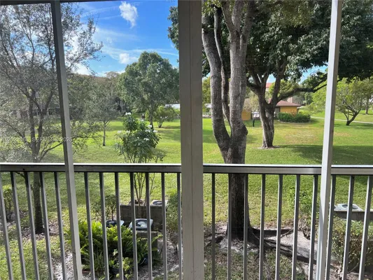 Property Slideshow image 3 of 15 | 800 sw 131st ave 206f, Pembroke Pines, FL, 33027