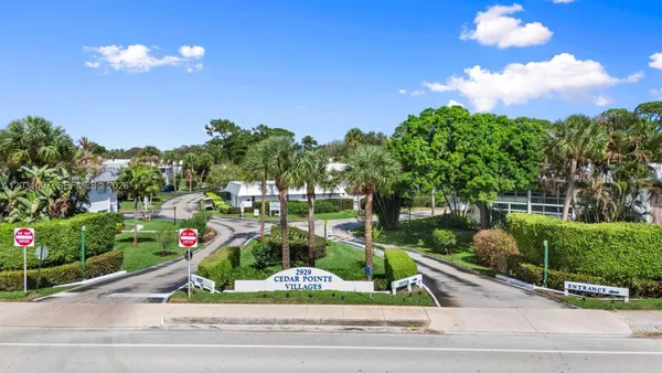 Property Slideshow image 3 of 63 | 2929 se ocean blvd f6, Stuart, FL, 34996