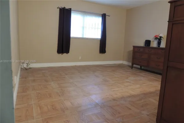 Property Slideshow image 2 of 20 | 4880 nw 22nd st 107, Lauderhill, FL, 33313