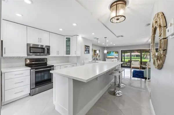 Property Slideshow image 3 of 68 | 21160 juego cir 13c, Boca Raton, FL, 33433