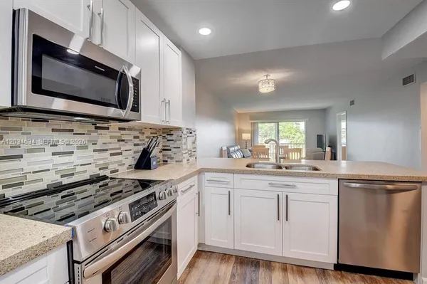 Property Slideshow image 3 of 32 | 9880 marina blvd 1516, Boca Raton, FL, 33428