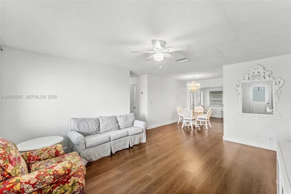 Property Slideshow image 3 of 35 | 4705 nw 43rd ave, Tamarac, FL, 33319