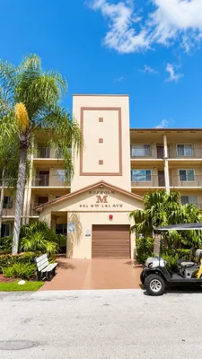 Property Slideshow image 2 of 28 | 901 sw 141st ave 111m, Pembroke Pines, FL, 33027