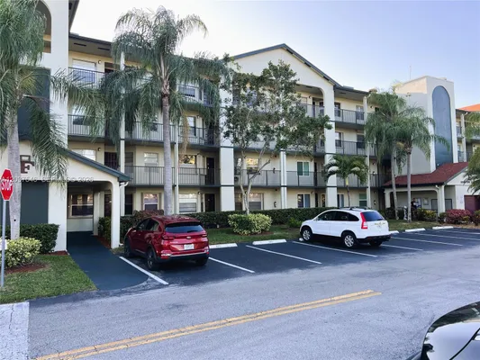 Property Slideshow image 2 of 33 | 1300 sw 130th ave 101f, Pembroke Pines, FL, 33027