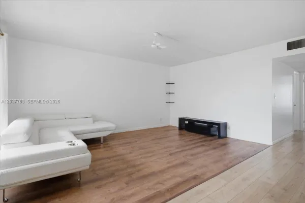 Property Slideshow image 2 of 22 | 3071 nw 47th ter 227, Lauderdale Lakes, FL, 33313