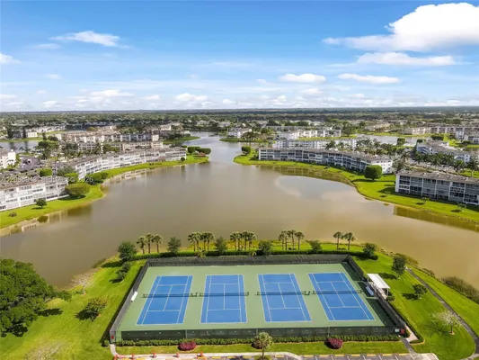 Property Slideshow image 3 of 35 | 82 dorset b 82 dorset b 82 dorset b, Boca Raton, FL, 33434