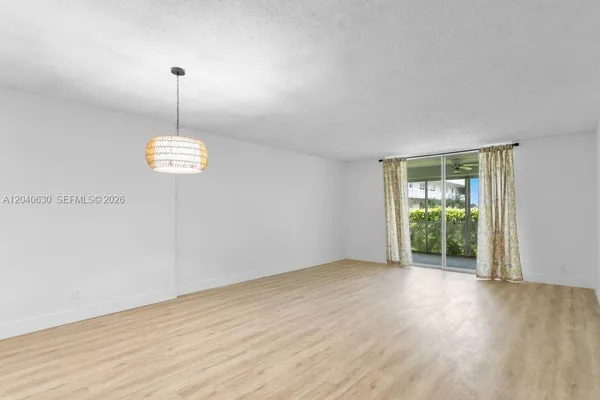Property Slideshow image 3 of 29 | 414 se 10th st 108, Dania Beach, FL, 33004