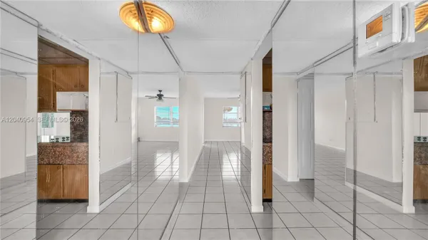Property Slideshow image 2 of 18 | 251 ne 187th st 830, Miami, FL, 33179