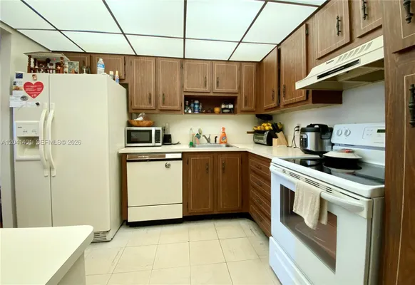Property Slideshow image 3 of 7 | 1300 saint charles pl 420, Pembroke Pines, FL, 33026