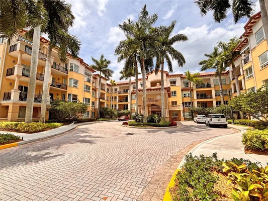 Property Slideshow image 2 of 47 | 16101 emerald estates dr 155, Weston, FL, 33331