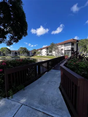 Property Slideshow image 3 of 9 | 4975 e sabal palm blvd 304, Tamarac, FL, 33319