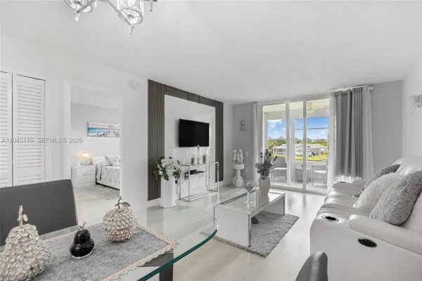 Property Slideshow image 2 of 30 | 9360 lime bay blvd 202, Tamarac, FL, 33321