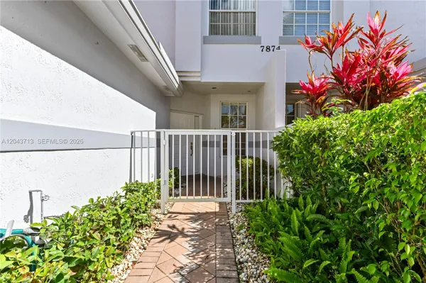 Property Slideshow image 2 of 44 | 7874 laina ln 1, Boynton Beach, FL, 33437