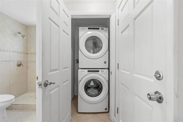 Property Slideshow image 3 of 34 | 795 nw 73rd ave, Margate, FL, 33063