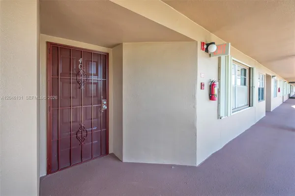 Property Slideshow image 3 of 32 | 500 sw 130th ter 403a, Pembroke Pines, FL, 33027