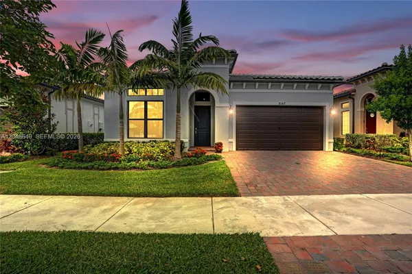 Property Slideshow image 2 of 102 | 8147 juniper dr, Parkland, FL, 33067
