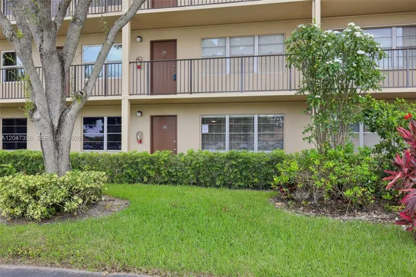 Property Slideshow image 2 of 56 | 13455 sw 9th ct 108j, Pembroke Pines, FL, 33027
