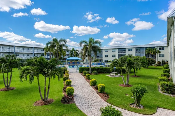 Property Slideshow image 2 of 29 | 9856 marina blvd 1329, Boca Raton, FL, 33428
