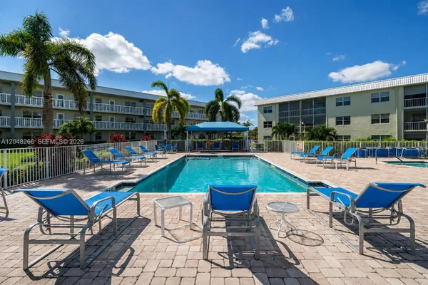 Property Slideshow image 3 of 29 | 9856 marina blvd 1329, Boca Raton, FL, 33428