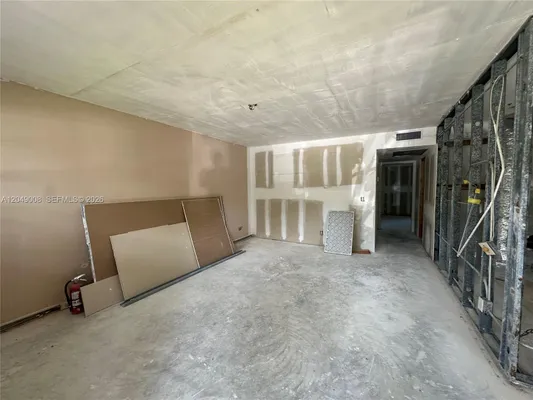 Property Slideshow image 3 of 32 | 101 sw 132nd way 112j, Pembroke Pines, FL, 33027