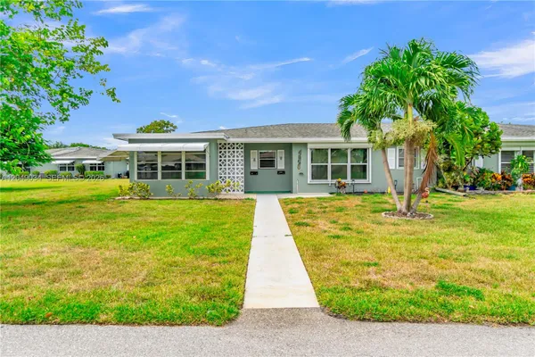 Property Slideshow image 2 of 42 | 775 n dr a, Delray Beach, FL, 33445
